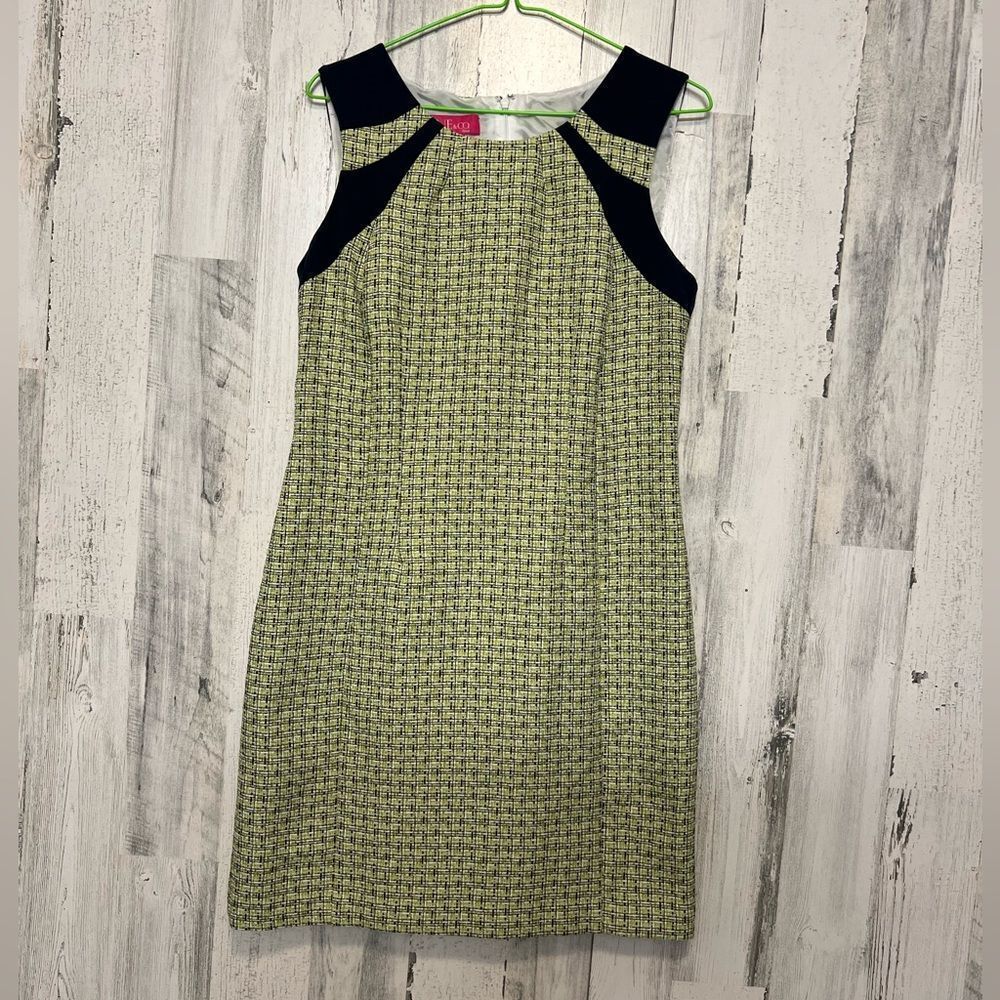 Nine & Co. green dress size 6